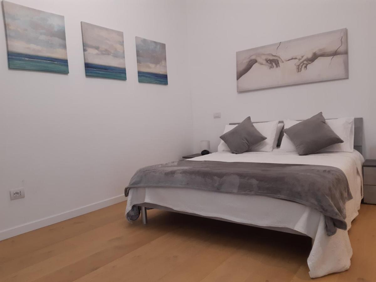 Piazza Mazzini Apartment Lecce Luaran gambar